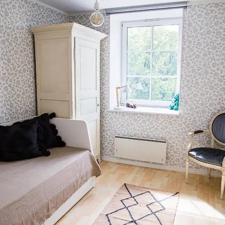 4 Bedroom 166m2 With Sauna In The 600m From The In A Quiet Family