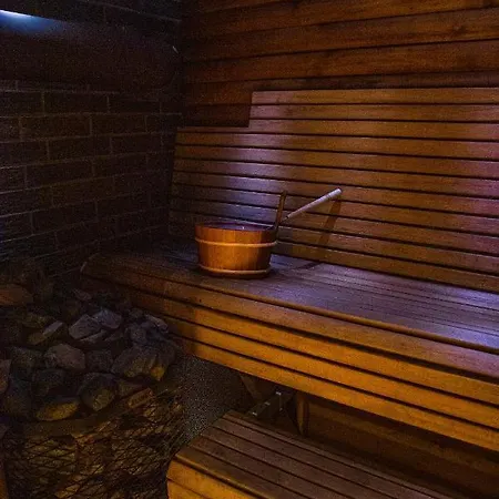 4 Bedroom 166m2 With Sauna In The 600m From The In A Quiet Family Lejlighed *