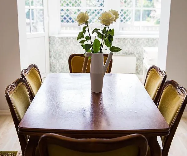 4 Bedroom 166m2 With Sauna In The 600m From The In A Quiet Family كوريسارِ