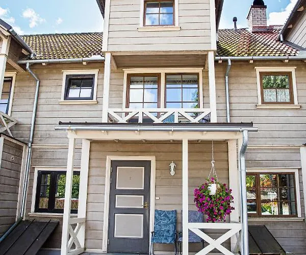 شقة 4 Bedroom 166m2 With Sauna In The 600m From The In A Quiet Family